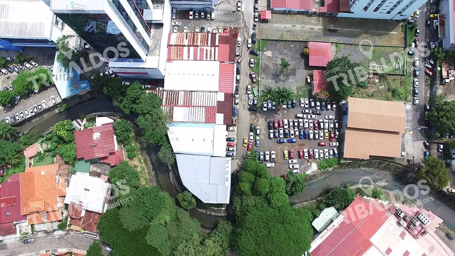 VENTA DE TERRENO EN VIA BRASIL