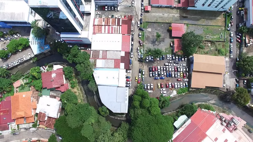 VENTA DE TERRENO EN VIA BRASIL