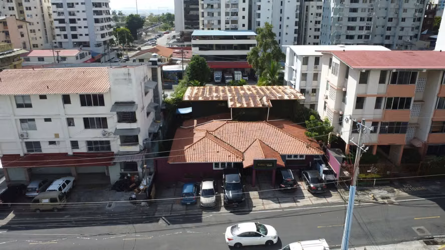 Venta de casa comercial en San Francisco