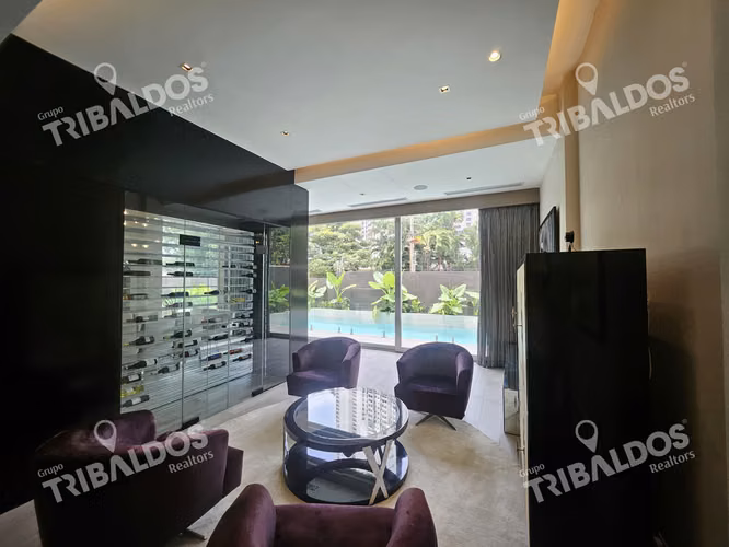 Venta de Casa  en Altos del Golf