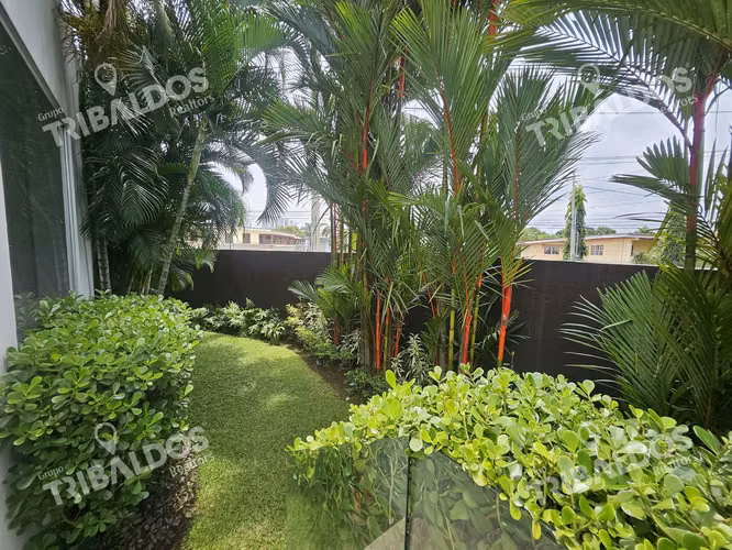 Venta de Casa  en Altos del Golf