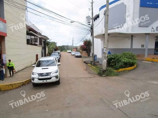 EDIFICIO EN ARRAIJÁN