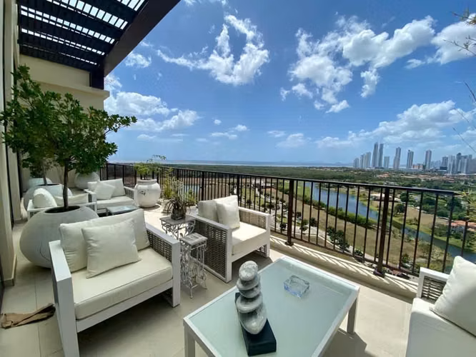 VENTA DE APARTAMENTO EN SANTA MARÍA COURT
