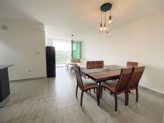 Venta de Apartamento en Condado Gardens