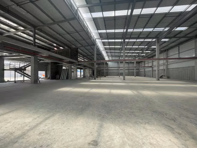 Venta/Alquiler de Bodega en Zona Uno - Imagen 5