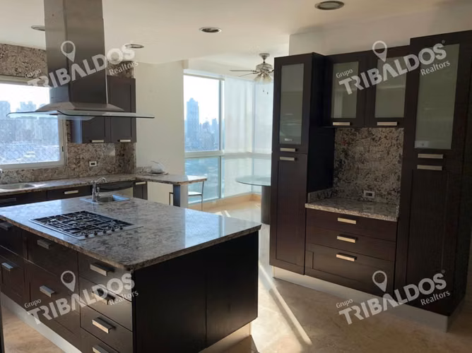 VENTA DE APARTAMENTO EN PH PUNTARENAS, VIA CINCUENTENARIO, SAN FRANCISCO