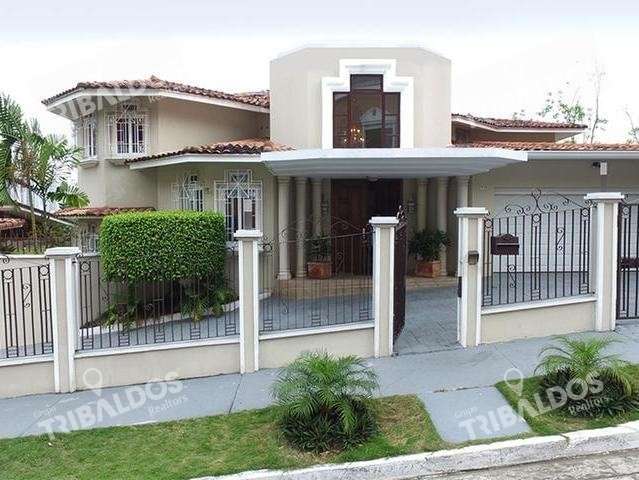VENTA DE CASA EN DOS MARES CON PISCINA, EXCELENTE UBICACIÓN - Imagen 10