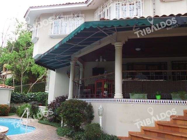 VENTA DE CASA EN DOS MARES CON PISCINA, EXCELENTE UBICACIÓN - Imagen 3