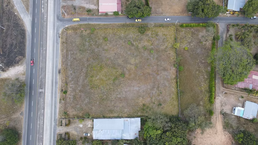 VENTA DE TERRENO EN PENONOMÉ