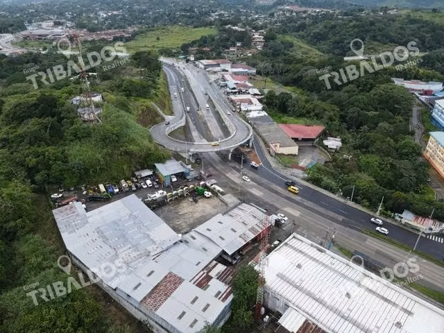 Terreno en Vía Transistmica, Las Cumbres