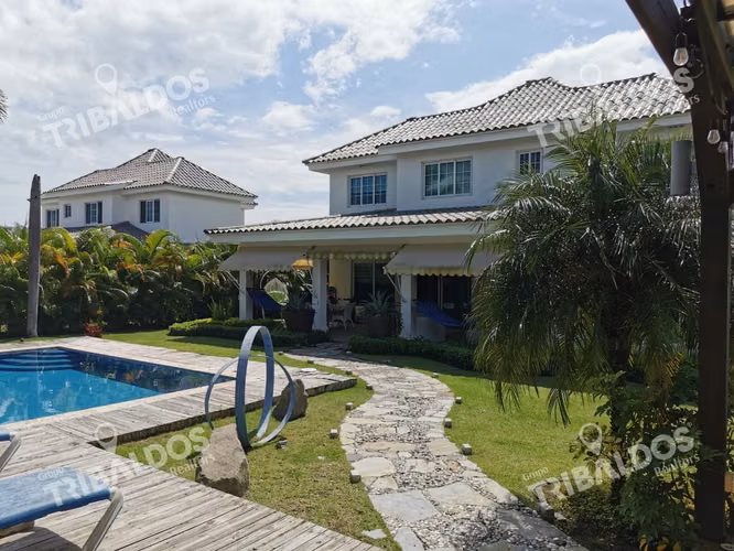 BIJAO BEACH CLUB &amp; RESIDENCES