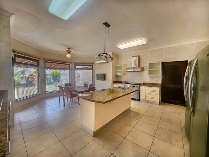 VENTA DE CASA EN CAMINO DE CRUCES CLAYTON