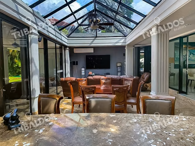 Venta o Alquiler de casa en Altos del Golf