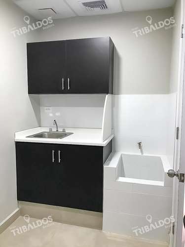 VENTA DE OFICINA EN OBARRIO, PH SORTIS - Imagen 13
