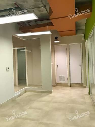 VENTA DE OFICINA EN OBARRIO, PH SORTIS - Imagen 11