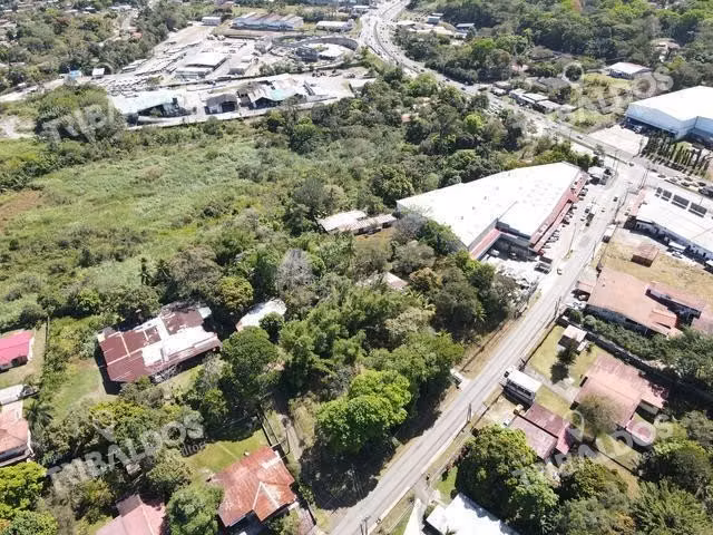 Terreno en Las Cumbres, La Cabima