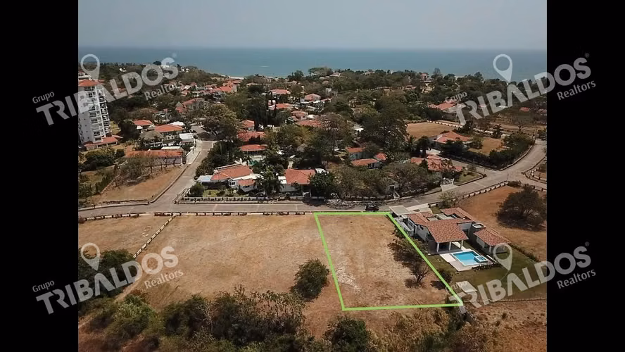VENTA TERRENO EN PUNTA BARCO VILLAGE