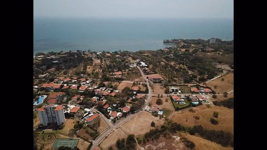 VENTA TERRENO EN PUNTA BARCO VILLAGE