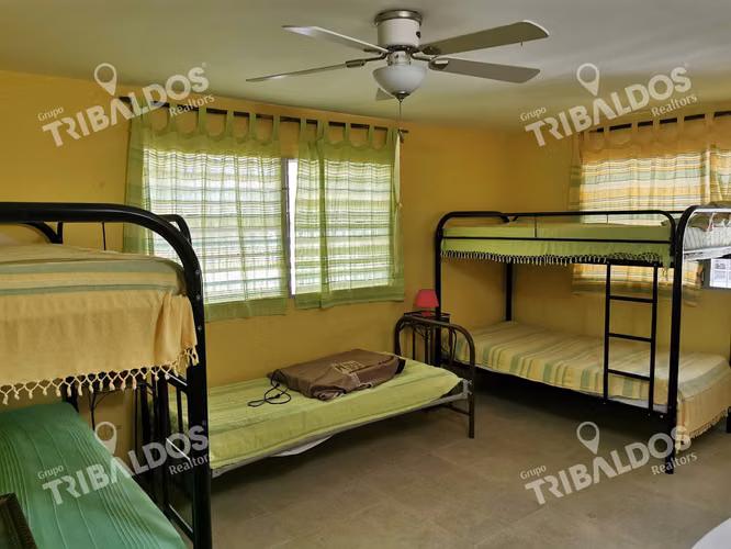 Venta de Terreno con Casa en Santa Clara con Piscina