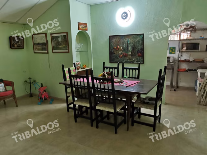 Venta de Terreno con Casa en Santa Clara con Piscina