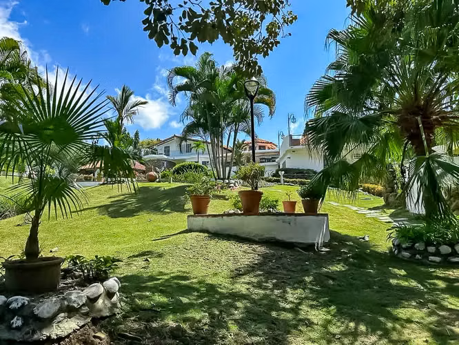 SE VENDE HACIENDA EN PUNTA BARCO RESORT