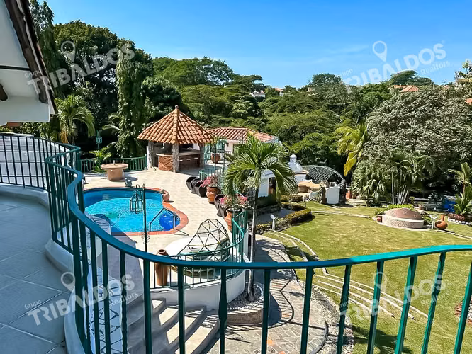 SE VENDE HACIENDA EN PUNTA BARCO RESORT