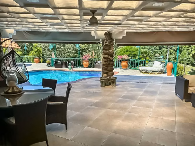 SE VENDE HACIENDA EN PUNTA BARCO RESORT