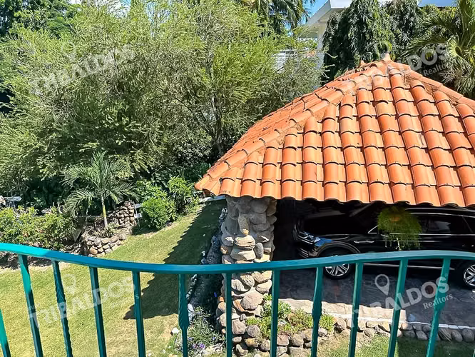 SE VENDE HACIENDA EN PUNTA BARCO RESORT