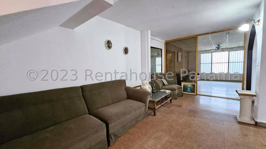 Venta de Casa Confortable en Marcasa, Río Abajo 25-4159GG