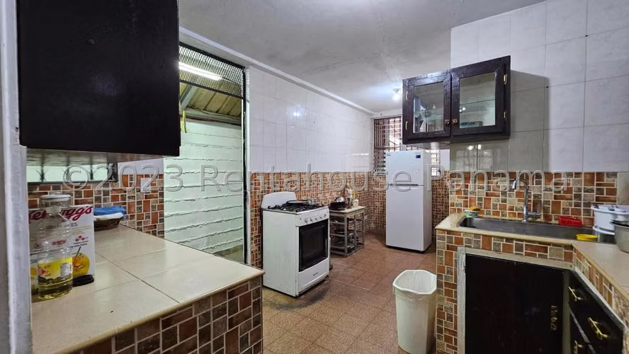 Venta de Casa Confortable en Marcasa, Río Abajo 25-4159GG