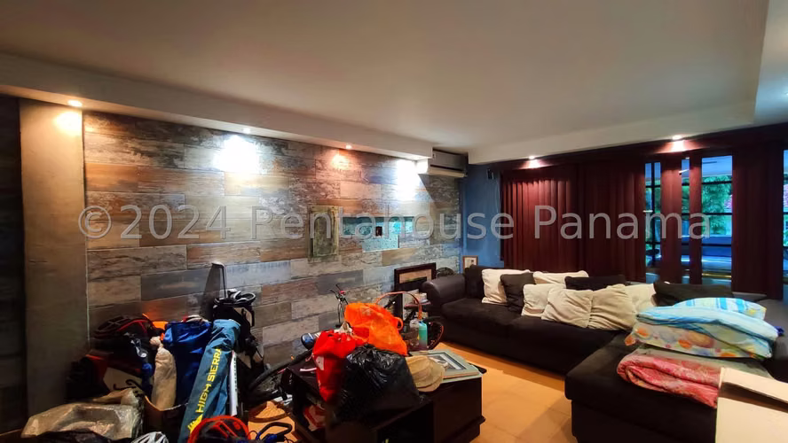 Venta de Casa con 577 m2 de Terreno en Diablo Heights 25-4491GG - Imagen 7