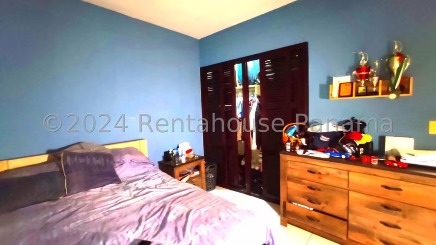 Venta de Casa con 577 m2 de Terreno en Diablo Heights 25-4491GG - Imagen 12