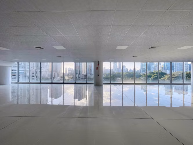 Piso de Oficinas en Punta Pacífica - 830 m2 - Oceania Business Plaza