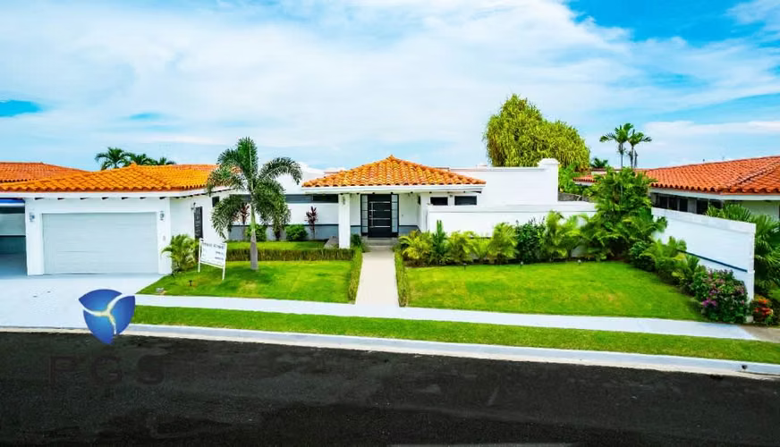 San Carlos, Vistamar - Hermosa casa de playa remodelada