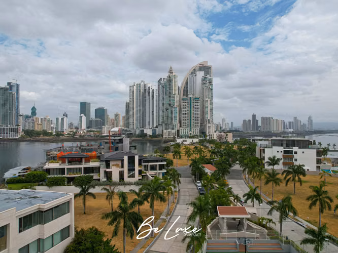 ALQUILER DE APARTAMENTO EN OCEAN REEF, PUNTA PACÍFICA, PH GARDEN (5)