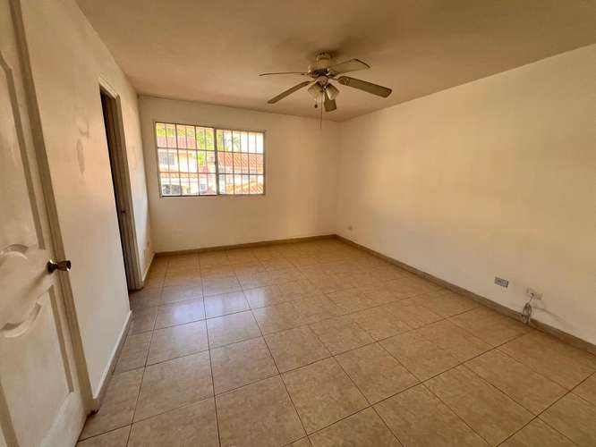 Venta de casa en Villas de Santa Barbara - Imagen 9