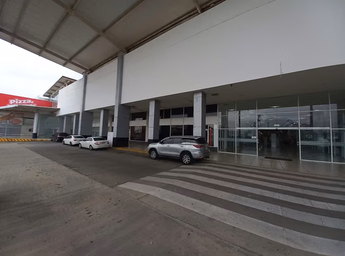 Banco Vende Local en Crystal Plaza Juan Diaz - Imagen 7