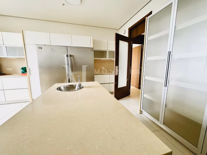 Venta apartamento PH La vista en Santa María
