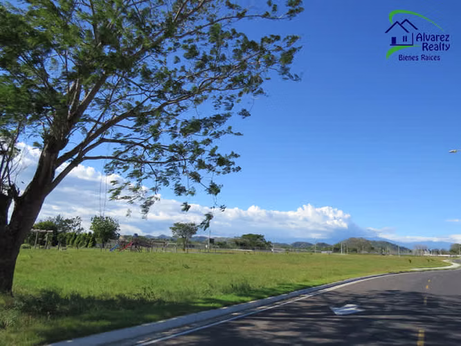 ID# L-0029 Lotes en Venta en Proyecto Residencial Exclusivo con Garita - Imagen 4