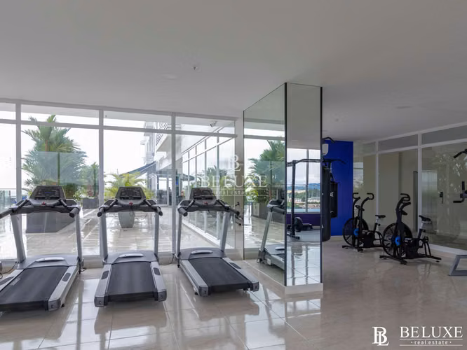 VENDO APARTAMENTO AMOBLADO EN AVENIDA BALBOA, PH THE SANDS (9)