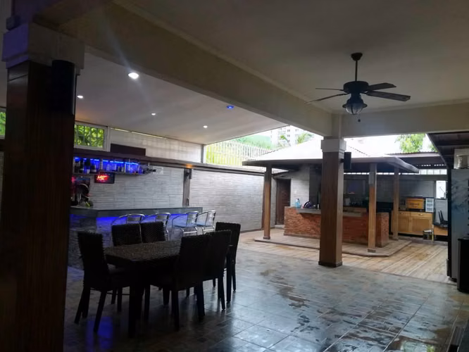 Venta de Casa con 348 m2 de Terreno en Bosque de Cibeles, Altos de Panamá 26-942GG