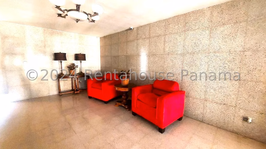 Venta de Apartamento de 209 m2 en PH Araguaney, El Carmen 26-1187GG