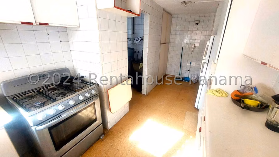 Venta de Apartamento de 209 m2 en PH Araguaney, El Carmen 26-1187GG