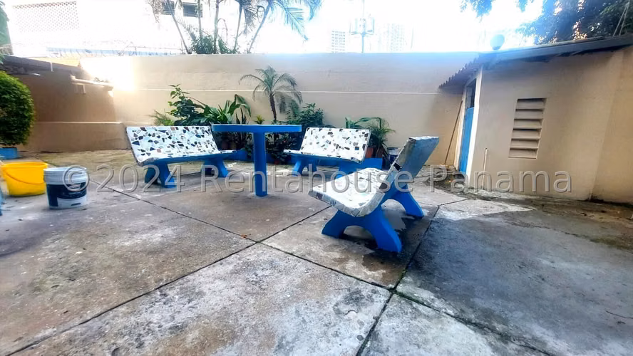Venta de Apartamento de 209 m2 en PH Araguaney, El Carmen 26-1187GG