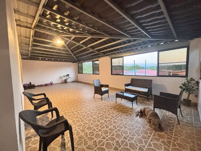Venta de hermosa y cómoda casa en Praderas del Norte – Las Cumbres