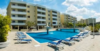 Banco Vende Apartamento en Altamira Gardens, Rod Carew