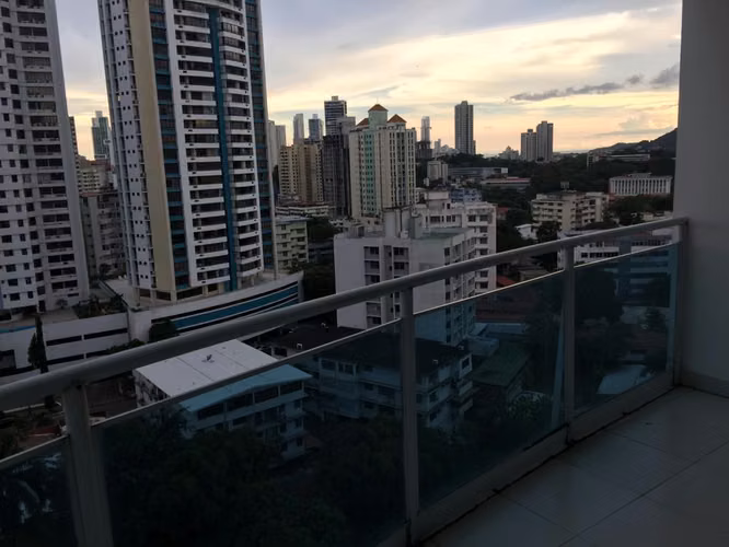 Se Vende  Apartamento en Ph Mont Royale El Cangrejo - Imagen 3