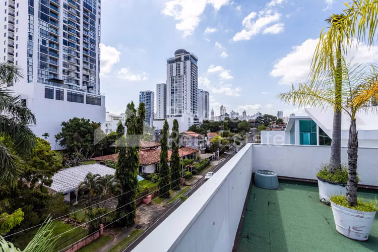 Venta de Casa en Altos del Golf Minimal Houses