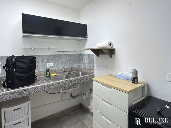 SE VENDE PISO COMPLETO EN TORRE BAC OFICINA, AVENIDA BALBOA (5)