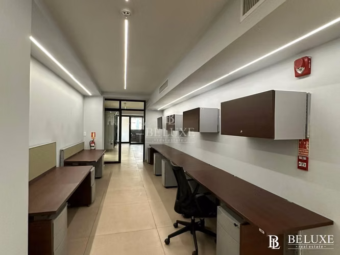 ALQUILO OFICINAS EN BELLA VISTA, PH NODO 54 (5)